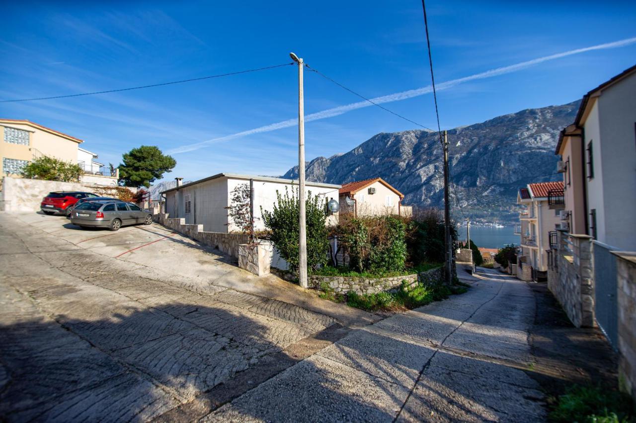 Lana Prčanj Exterior foto
